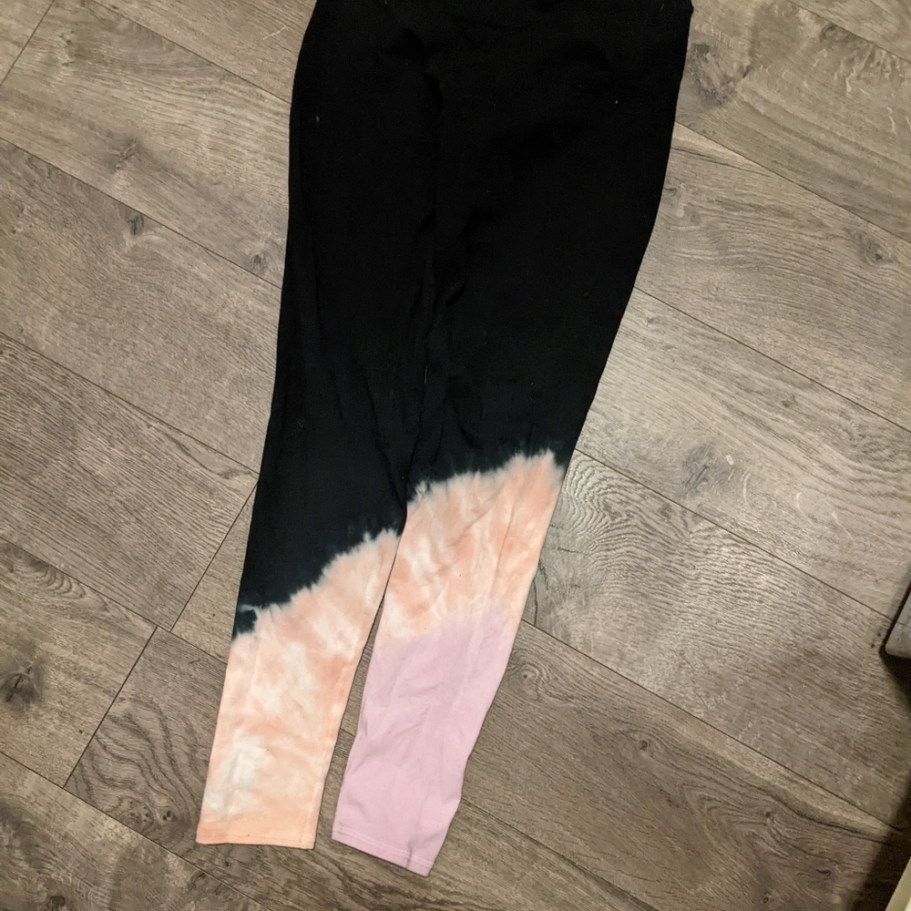 Electric & rose tie dye leggings